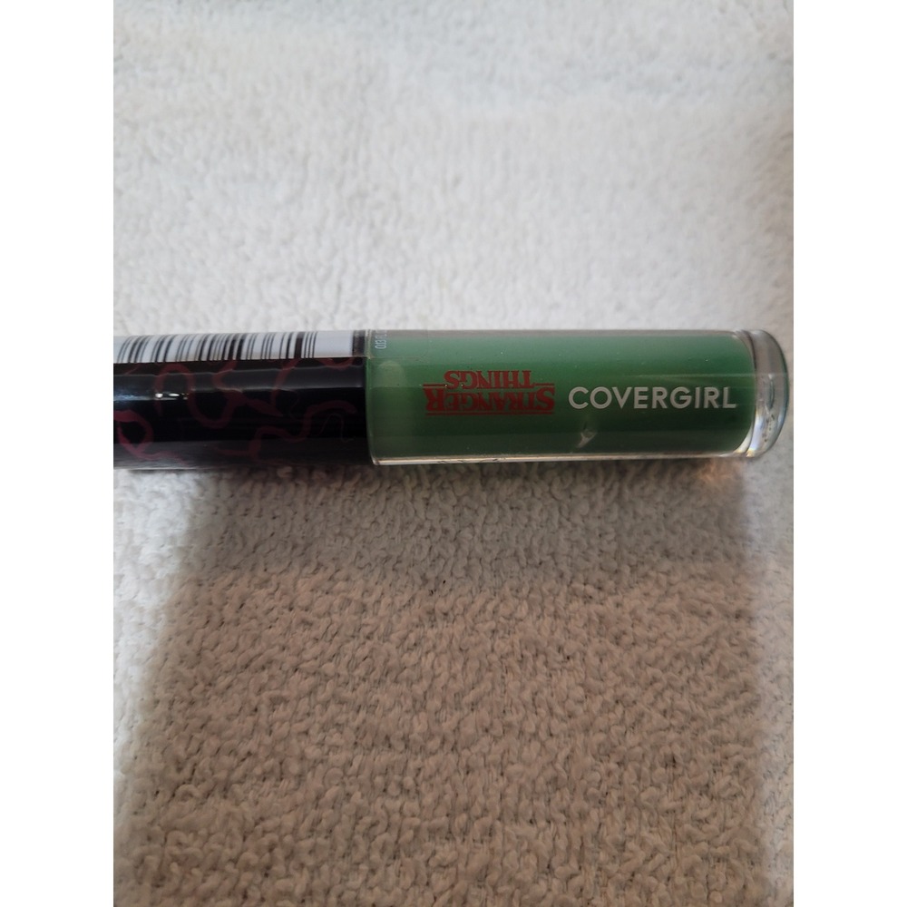 Covergirl Lip Gloss Women‎ 0.13oz Green New Stranger Things 130 Hawkins Lab pH